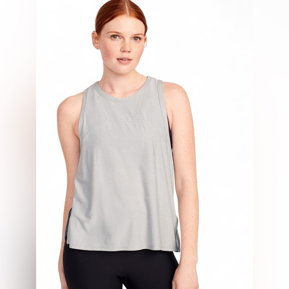 Old Navy Grey Cloud 94 Soft Tank Top Size L